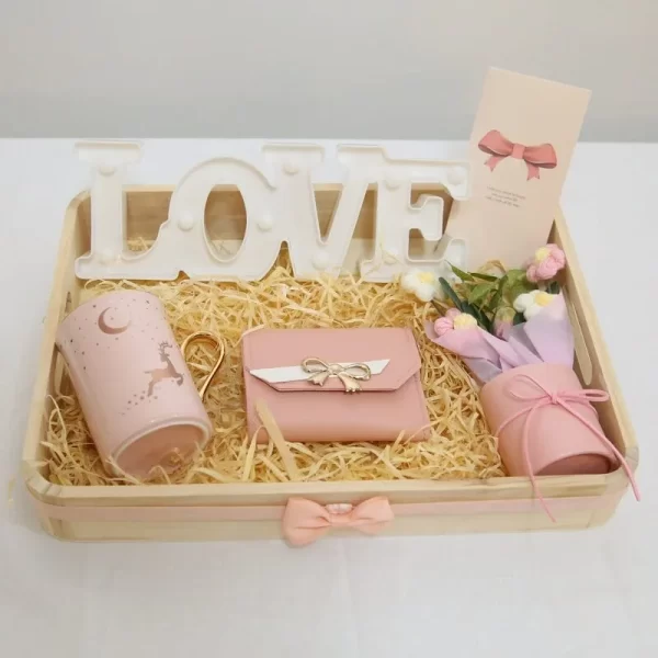 pink-love-gift-basket