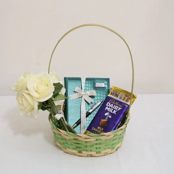 Basket - Diary, chocolate & Flower